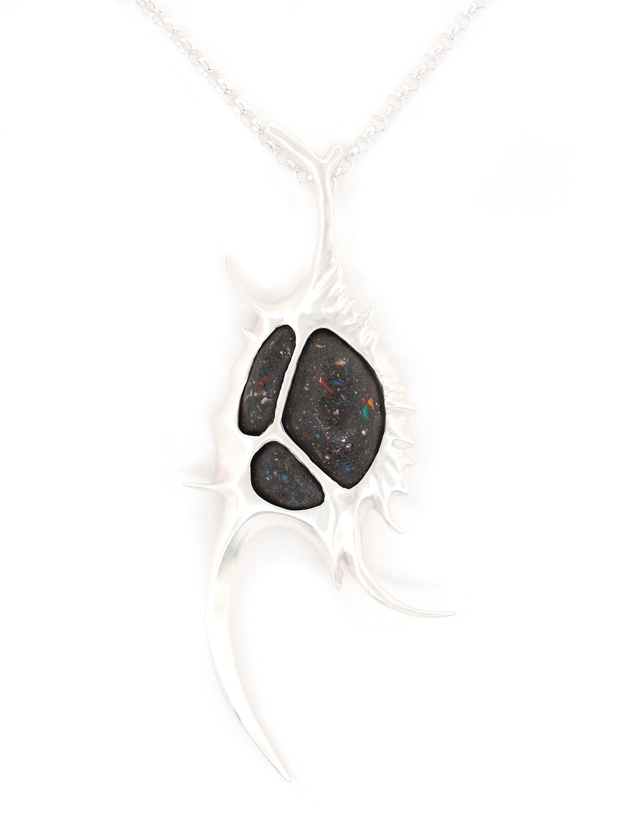 FORGOTTEN TIDE NECKLACE