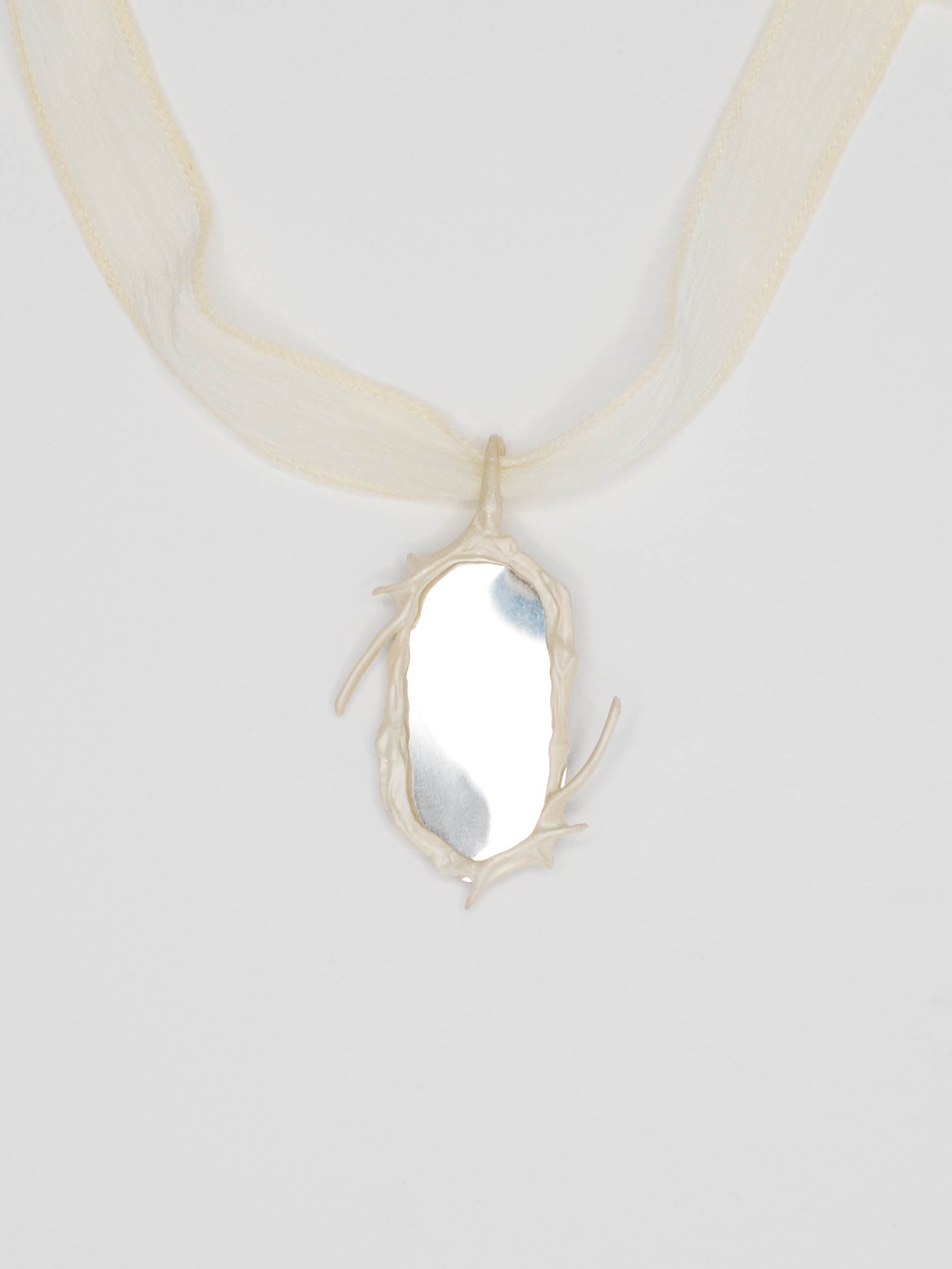 PORTAL NECKLACE