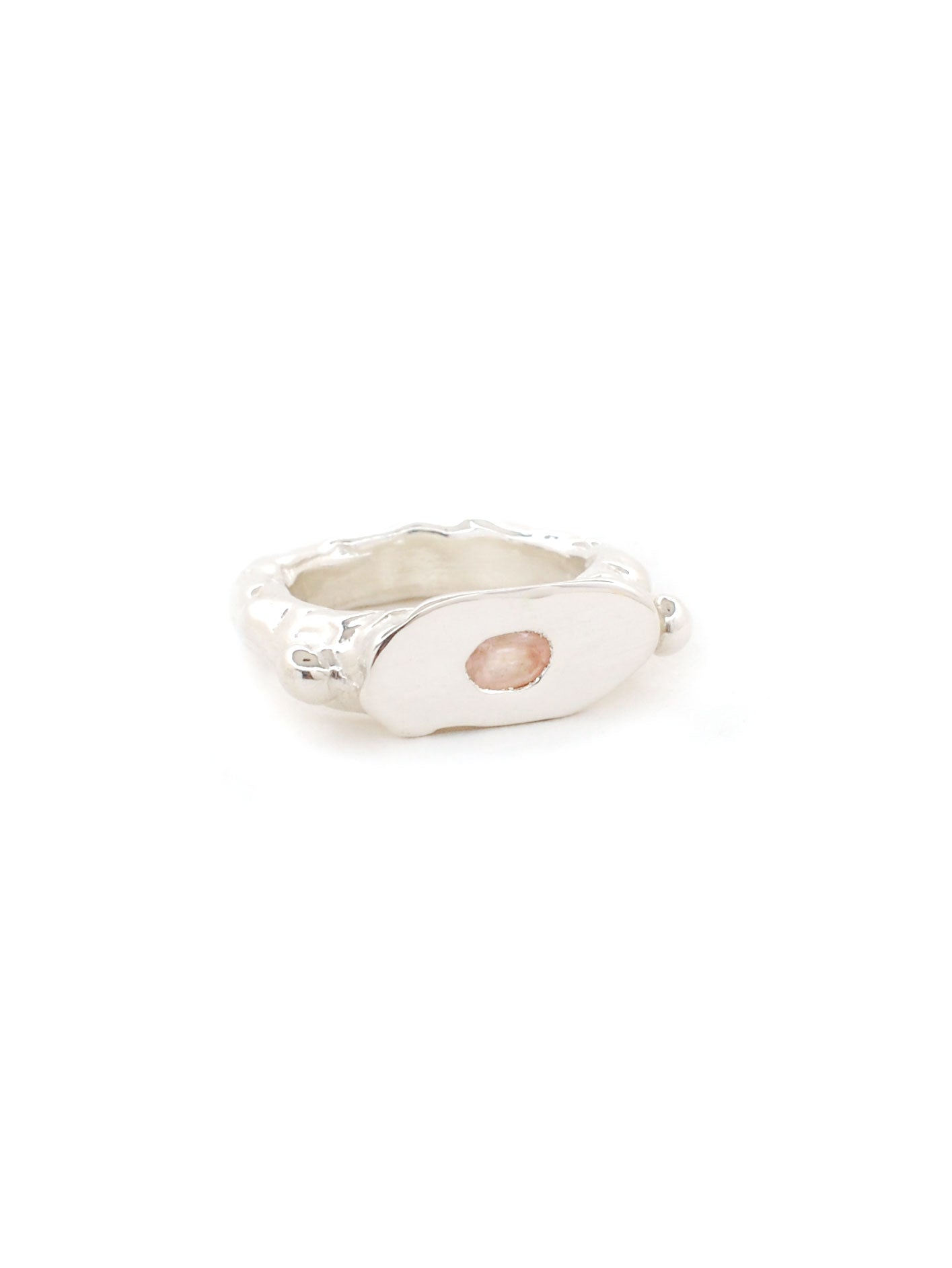 PATIENCE RING [ROSE QUARTZ]